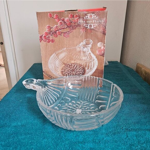 Fitz and Floyd ornamental bowl 9" - Picture 2 of 3